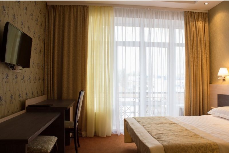 Metropol Hotel Mogilev Esterno foto